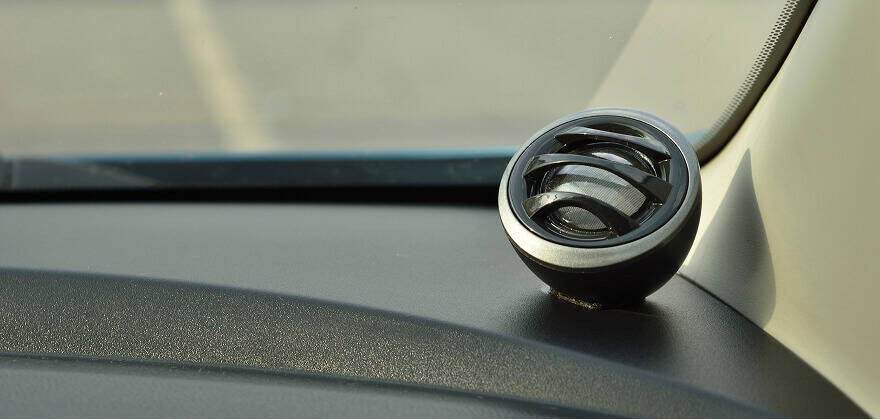 セパレートタイプスピーカーの取り付け後イメージ